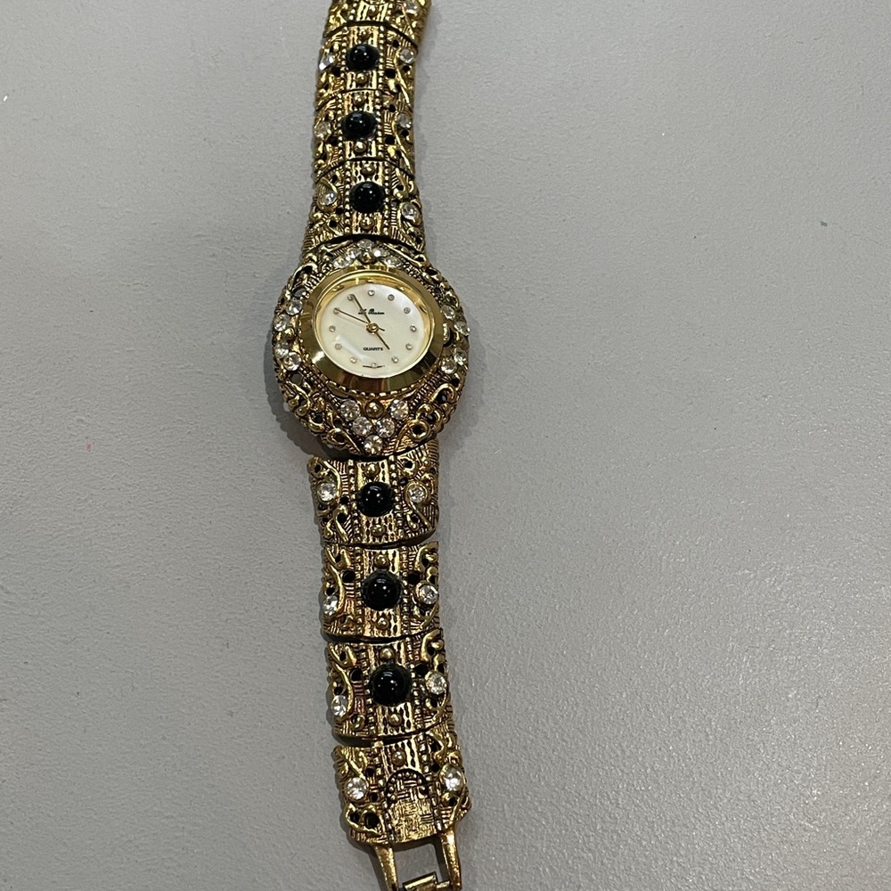 GUC Ladies Le Baron Watch Quartz Gold/Black Japan Movt